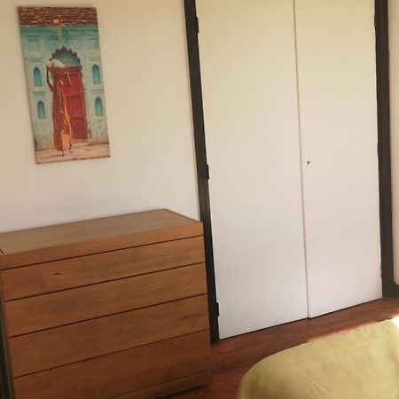 Appartement Lumineux Cote Jardin 洛里昂 外观 照片
